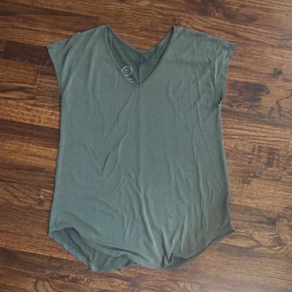 Maurice’s 24/7 army green tee- super soft